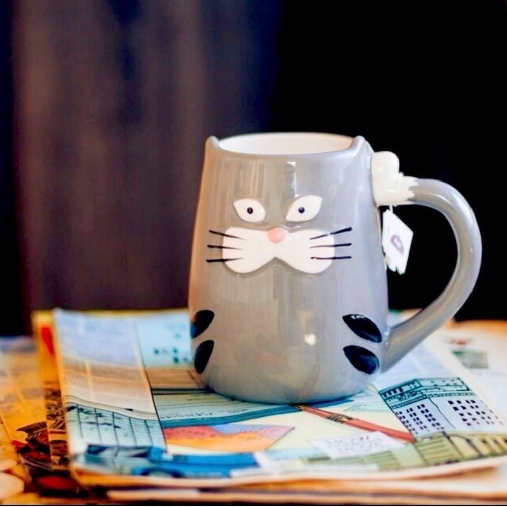 Tag Brand Cat Kitty Mug with Funny Ears coffee Cup 1990s Gray White 16 oz.